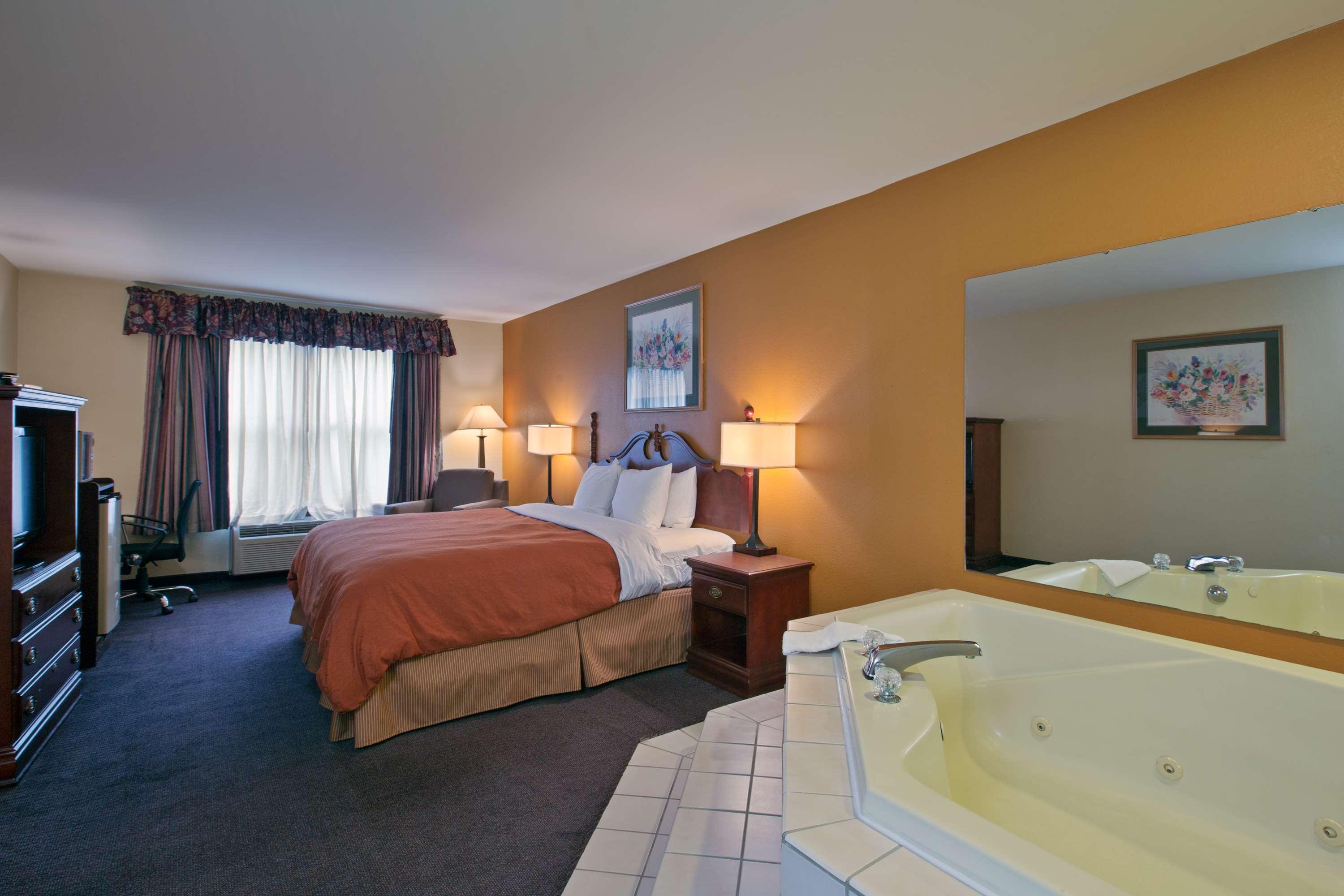 Country Inn & Suites By Radisson, Richmond I-95 South, Va Bellwood エクステリア 写真